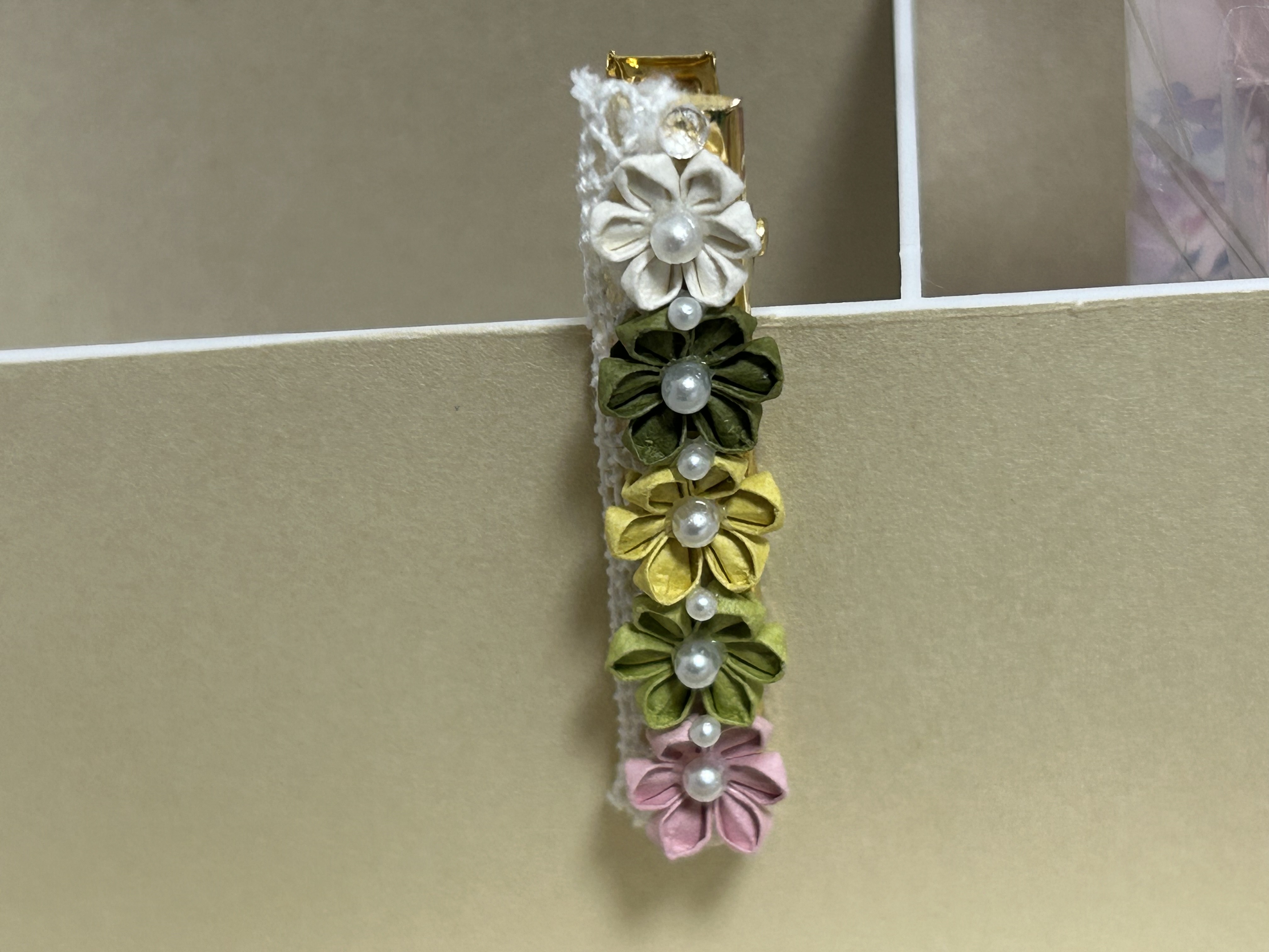 つまみ細工（紙） 作品4